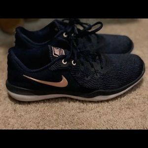 Women’s NIKE shoes